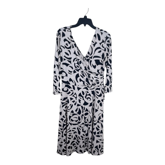 karin stevens Dresses & Skirts - Karin Stevens Patterned Faux Wrap Dress Size 12